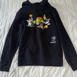 #83 Mitchell & Ness Black “Space Jam”Hoodie with Cartoon Graphics Loony Tunes